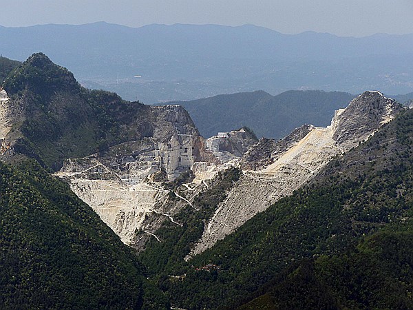 Foto:: Marmorsteinbrueche / Isola Santa / 12.05.2015 (Foto,Fotos,Bilder,Bild,)