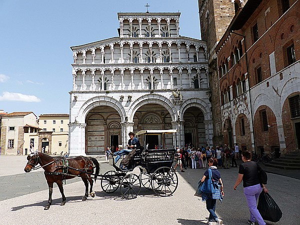 Foto:: Besichtigung / Lucca / 14.05.2015 (Foto,Fotos,Bilder,Bild,)