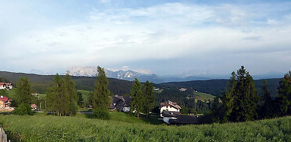 Foto:: Bergsicht / Oberinn / 02.06.2017 (Foto,Fotos,Bilder,Bild,)