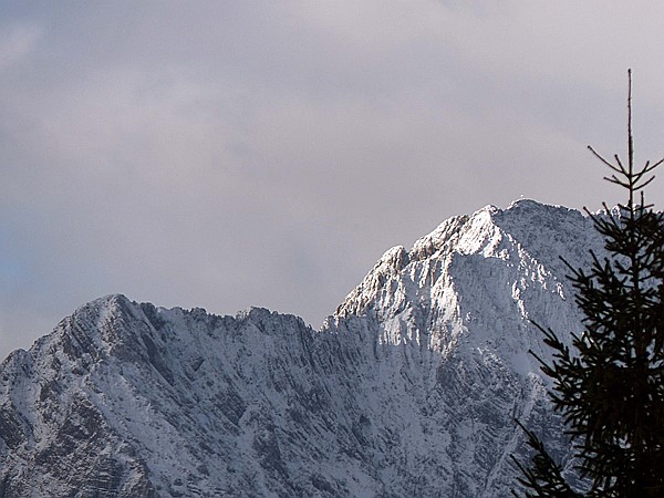 Foto:: Schnee auf den Bergen / Kruen / 06.10.2017 (Foto,Fotos,Bilder,Bild,)