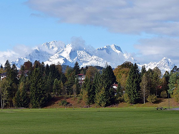 Foto:: Schneebedeckte Berge / Kruen / 07.10.2017 (Foto,Fotos,Bilder,Bild,)