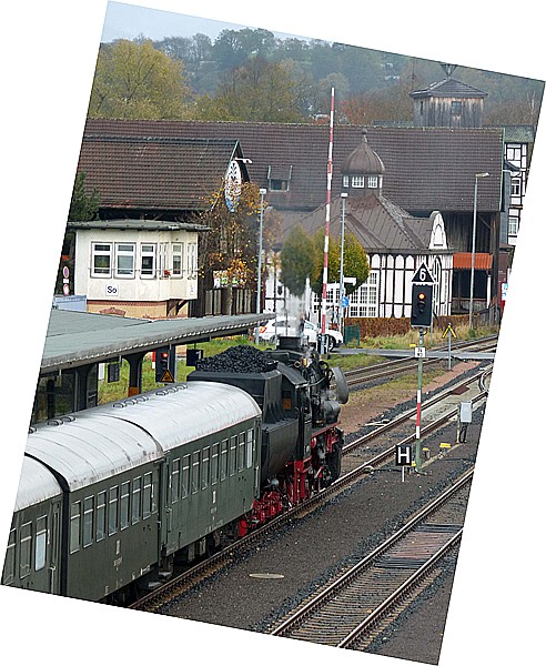 Foto:: DR DR 52 1360-8 / Bad Salzungen / 27.10.2017 (Foto,Fotos,Bilder,Bild,)