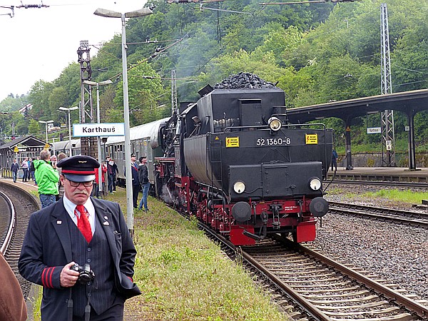 Foto:: DR 52 1360-8 / Karthaus / 29.04.2018 (Foto,Fotos,Bilder,Bild,)