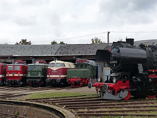 Foto:: 242 151-9 + 211 049-2 + 118 788-9 + 254 105-8 + 52 8109-2 / Weimar / 05.08.2018 (Foto,Fotos,Bilder,Bild,)