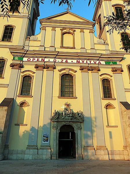 Foto:: Kirche / Budapest / 19.08.2018 (Foto,Fotos,Bilder,Bild,)