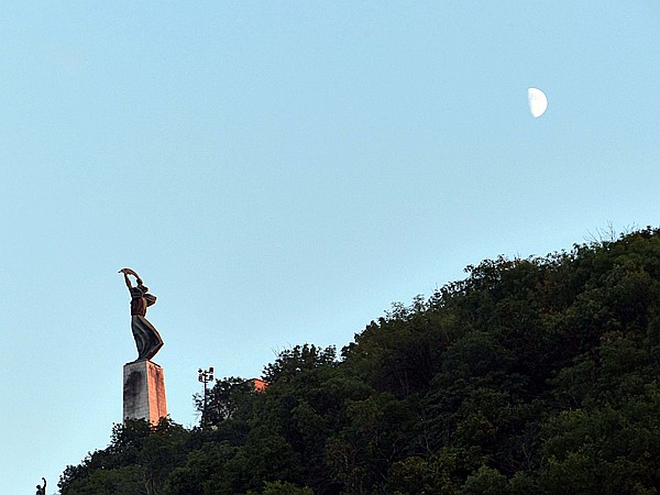 Foto:: Freiheitsstatue / Budapest / 19.08.2018 (Foto,Fotos,Bilder,Bild,)