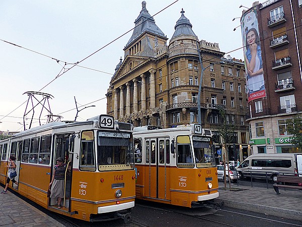 Foto:: Strassenbahn / Budapest / 23.08.2018 (Foto,Fotos,Bilder,Bild,)