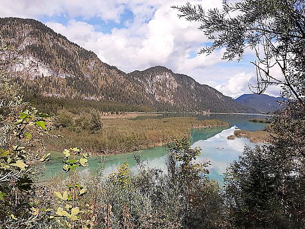 Foto:: Isar / Lenggries / 30.09.2020 (Foto,Fotos,Bilder,Bild,)