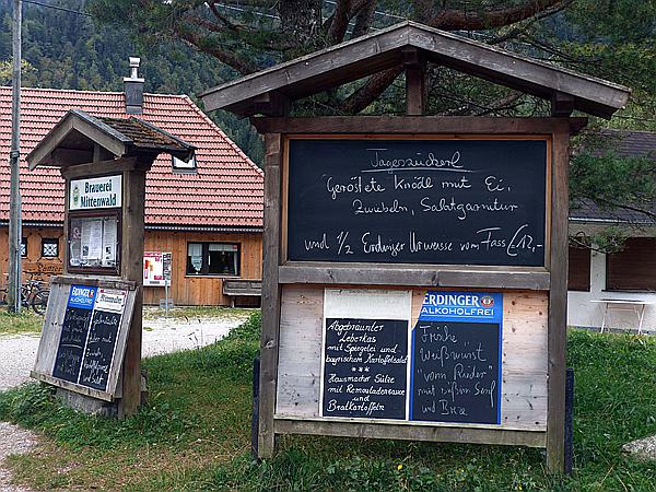 Foto:: Spaziergang / Mittenwald / 02.10.2020 (Foto,Fotos,Bilder,Bild,)