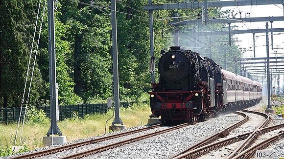 Foto:: VSM 2 ex DB 23 076 + VSM 6 ex DB 23 071 / Driebergen-Zeist  / 10.06.2023 (Foto,Fotos,Bilder,Bild,)