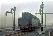 Foto SP_1006_00006: DB 042 245-1 / Warburg / 26.10.1975