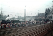 Foto SP_1016_00031: DB 050 622-0 + 146 BLE Dampflokabschied / Stolberg / 04.04.1976