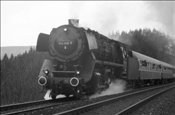 Foto SP_1058_00020: DB 044 508-0 / Olsberg - Elleringhausen / 24.04.1977