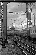 Foto SP_1127_55027: DB 111 059-2 + DB 118 025-6 / Muenchen / 16.02.1980