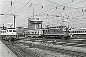 Foto SP_1140_50001: DB 111 107-9 + DB 118 010-8 + DB 701 159-6 / Muenchen / 19.09.1980