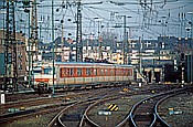 Foto SP_1151_00001: DB 420 635-5 / Duesseldorf / Januar 1981