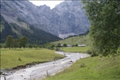 ID: 209: Almdorf / Eng / 14.09.2010