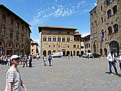 ID: 209: Stadtansichten / Volterra / 08.05.2015