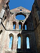 ID: 209: Ruine Abbazia San Galgano / Chiusdino / 10.05.2015