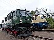 Foto SP_2017_05134: DR 242 001-6 + DB 140 423-5 / Bochum-Dahlhausen / 01.05.2017