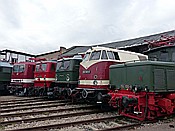 Foto SP_2018_08408: 243 117-9 + 242 151-9 + 211 049-2 + 118 788-9 + 254 106-8 / Weimar / 05.08.2018